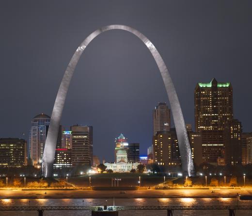 The Mississippi River, which passes St. Louis, Missouri, is one of the world's longest rivers.
