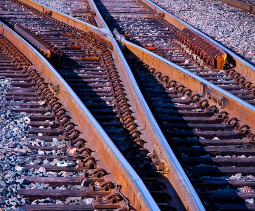 Railroads in Mexico City are threatened due to fracturing tracks.