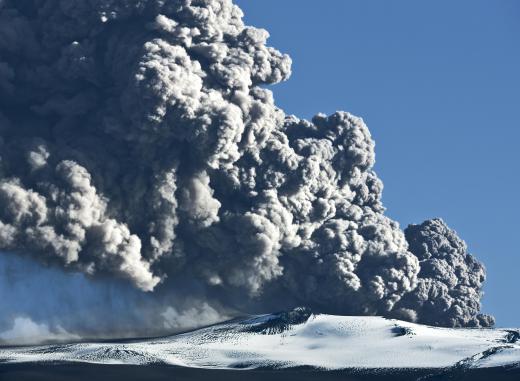 The huge cloud of volcanic ash spewed by Mount Vesuvius buried Pompeii in 10 feet of debris.